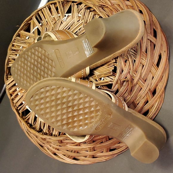 AEROSOLES Algebra sandals heels tan leather strappy womens 7M - Picture 6 of 7